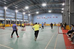 3044永利成功举办第八届羽毛球比赛